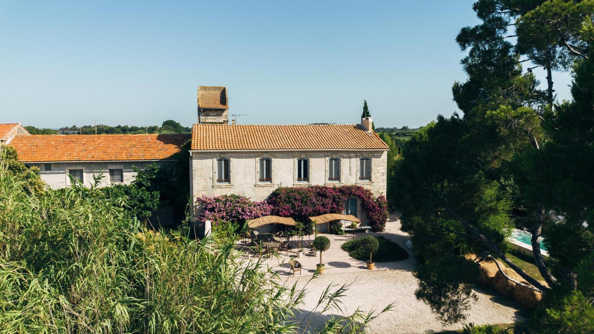 Maison Tara verte au Mas Montredon Arles Extérieur photo